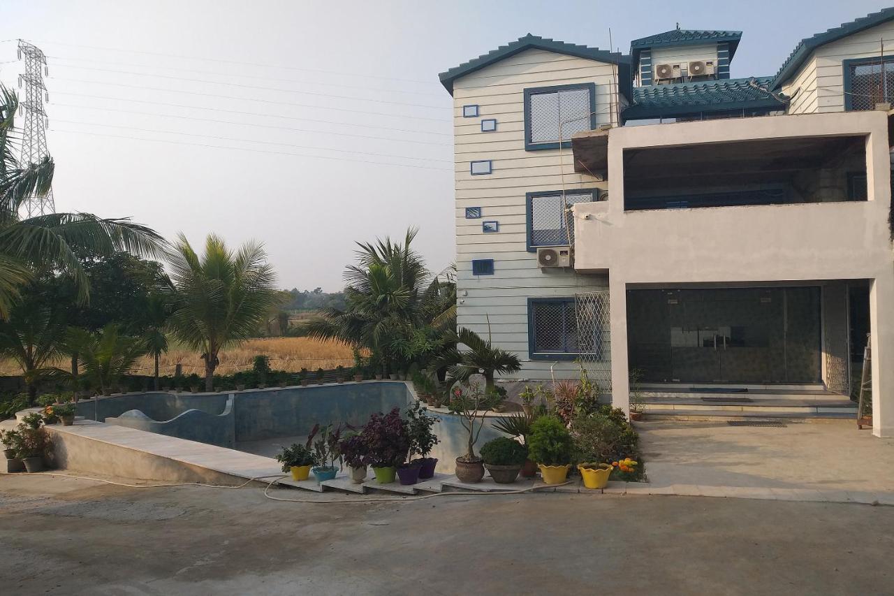 Oyo 26652 Roop River Resort Naupala Exteriör bild